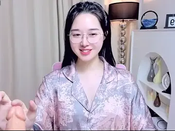 Stripchat Live Sex Cam of miuu6868
