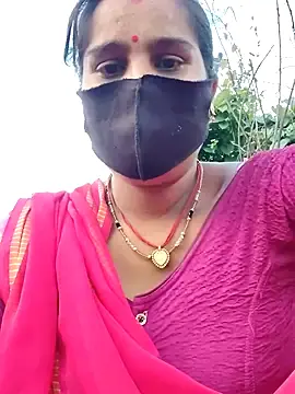 Stripchat Live Sex Cam of Hey_Ziya