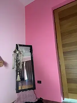Stripchat Nude Webcam of mommyselenafit_