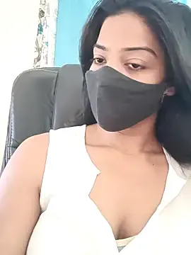 Stripchat Live Sex Cam of CRAZY__BITE