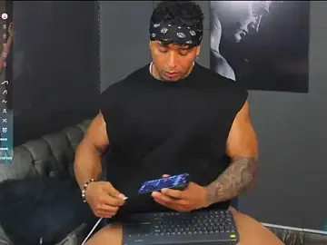 Stripchat Best live sex cam show of bradley_smith
