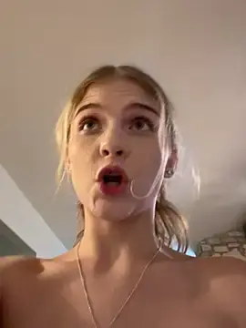 Stripchat Best live sex cam show of kykybaby4444
