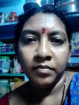 Stripchat Live Porn of shanthi_telugu99