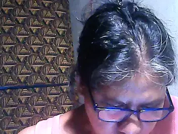 Stripchat Watch Live Sex Cams of sweetsosie18