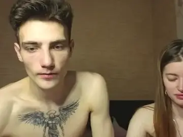 Stripchat Nude Webcam of EmiliaCouple