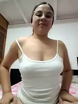Stripchat Nude Webcam of selena_gomez2
