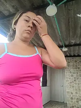 Stripchat Live Sex of selena_gomez2
