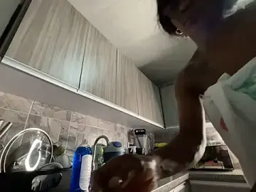 Stripchat Best Webcam of Bustykeyla