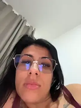 Stripchat Live Sex Cam of Agatha_lindinha