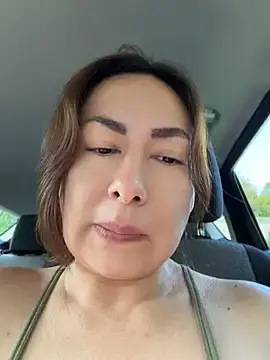 Stripchat Live Sex Cam of IAmScarlettLove