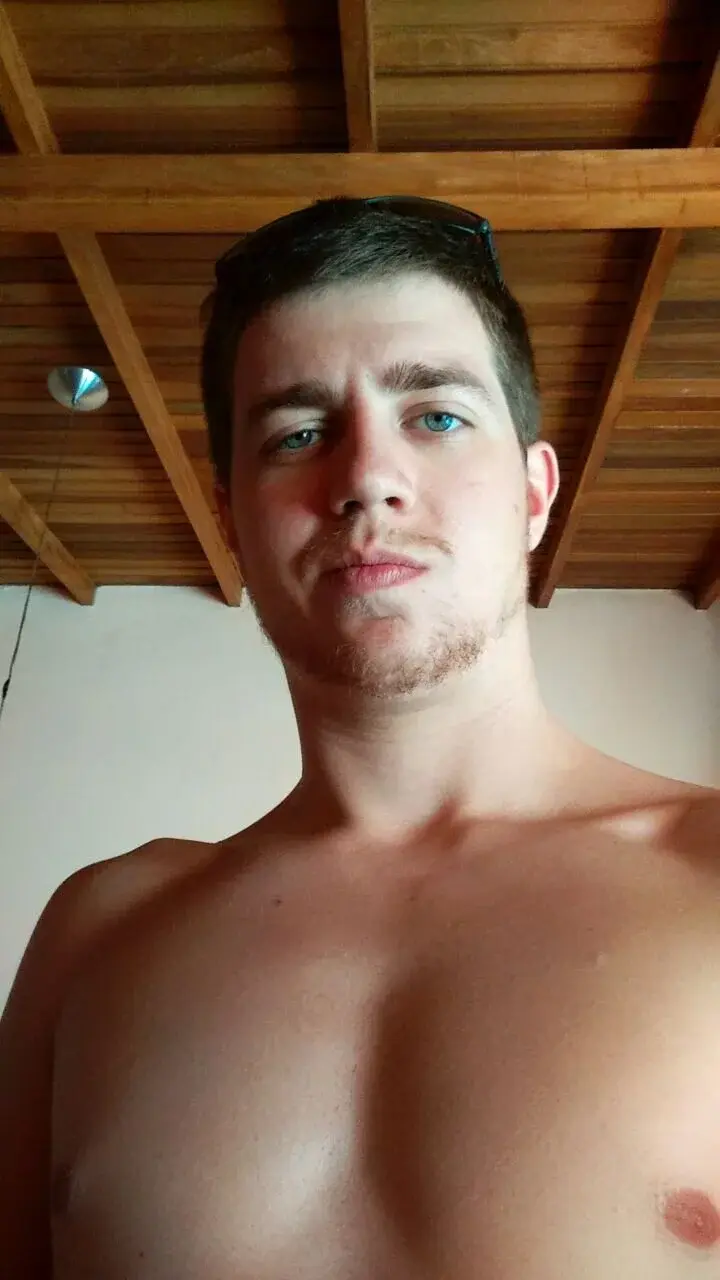 aaronlegend_