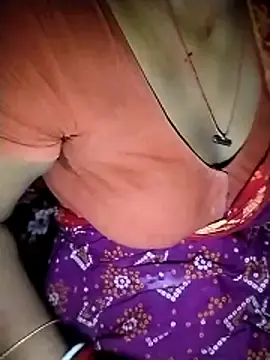 Stripchat Free Porn Cam of deshi_bhabi_sona