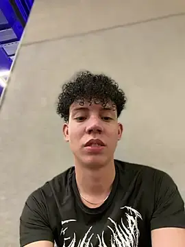 Stripchat Best Webcam of yoursexyjose