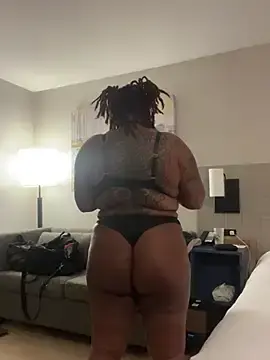 Stripchat Free Porn Cam of Goddess_Nafeesha