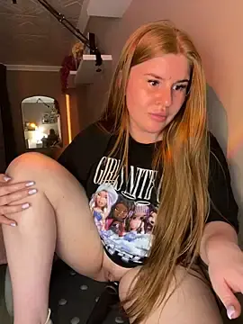 Stripchat Best live sex cam show of RedFoxQueen