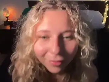 Stripchat Best live sex cam show of anyaa777