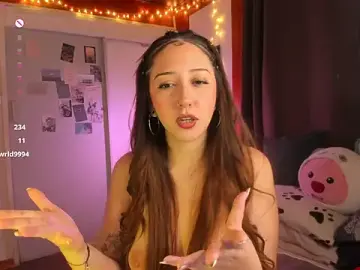 Stripchat Sex Cam of HeyTati