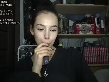 Stripchat Nude Webcam of Yuna5343