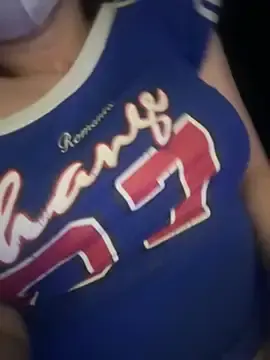 Stripchat Live Sex Cam of Meii-meyy