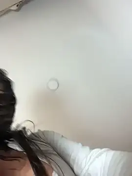 Stripchat Live Sex Cam of Emmily_19