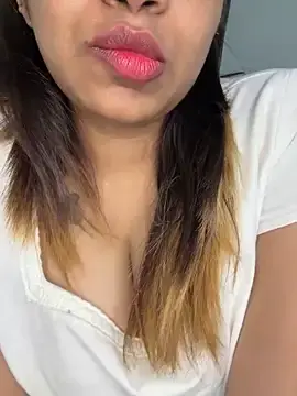 Stripchat Free Porn Cam of Malika_Secrets