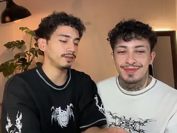 Stripchat Free Live Porn of Noah_and_Steven