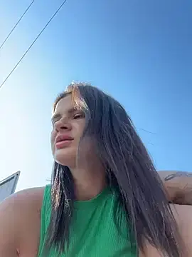Stripchat Free Live Porn of MiraReach
