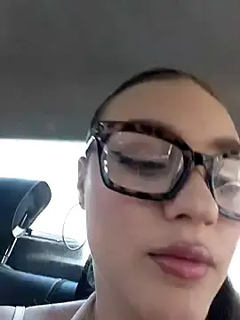 Stripchat Nude Webcam of caressyourself