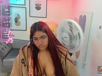 Stripchat Sex Cam of Charlotte_stoone