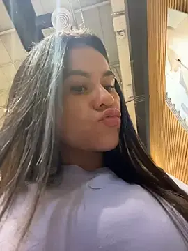 Stripchat Watch Live Sex Cams of ReggieG