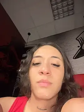 Stripchat Best live sex cam show of SinSirenXXX