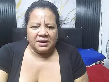 Stripchat Nude Webcam of Shanttal0272