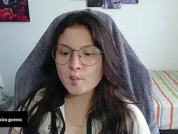 Stripchat Free Porn Cam of yessica_gomez01