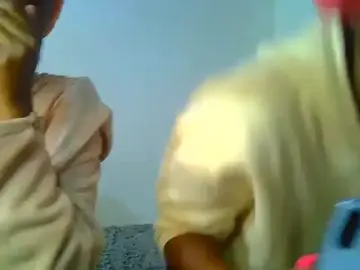 Stripchat Free Porn Cam of PetiteDoll_06