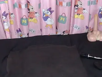 Stripchat Live Porn of TrishahXo