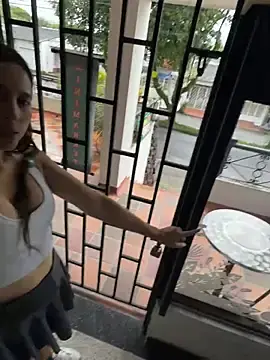 Stripchat Best Webcam of LittleDoll___