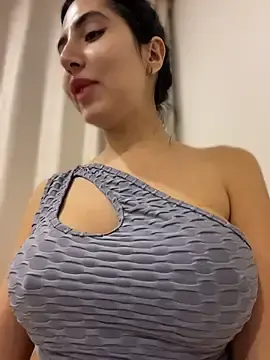 Stripchat Sex Cam of _Nina_1
