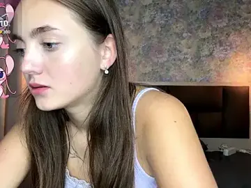 Stripchat Free Live Porn of LoraDavi