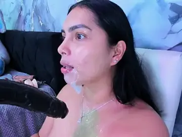 Stripchat Private Sex Chat of evelinn_belen