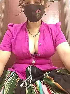 Stripchat Live Sex Cam of Saanvi-Sen