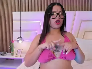 Stripchat Nude Webcam of Cloee_Engel