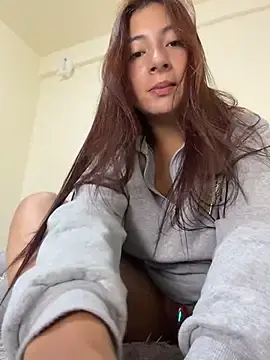 Stripchat Free Live Porn of Karlee_Grey1