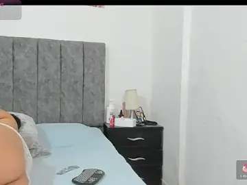 Stripchat Free Porn Cam of Natalystevens