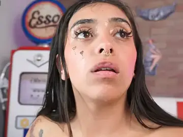 Stripchat Free Porn Cam of miss_collins