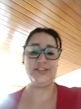 Stripchat Sex Cam of keilymadam