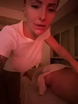 Stripchat Live Porn of EmaSalis