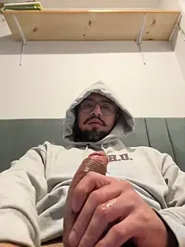 Stripchat Free Porn Cam of GreciaYroman
