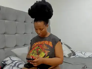 Stripchat Live Sex of Doja_Peach