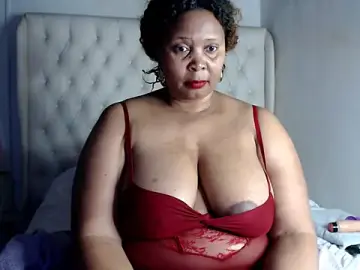 Stripchat Live Sex Cam of PlatnumBoobsX