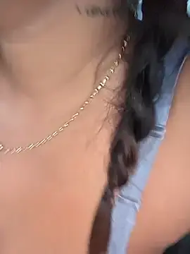Stripchat Free Live Porn of camiysebas21